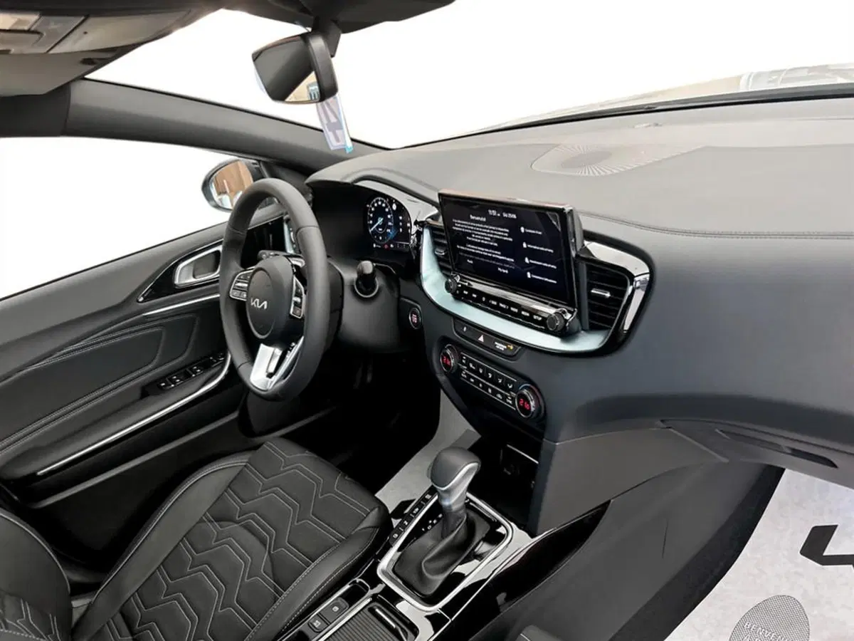 Kia XCeed nuova a Piacenza (14)