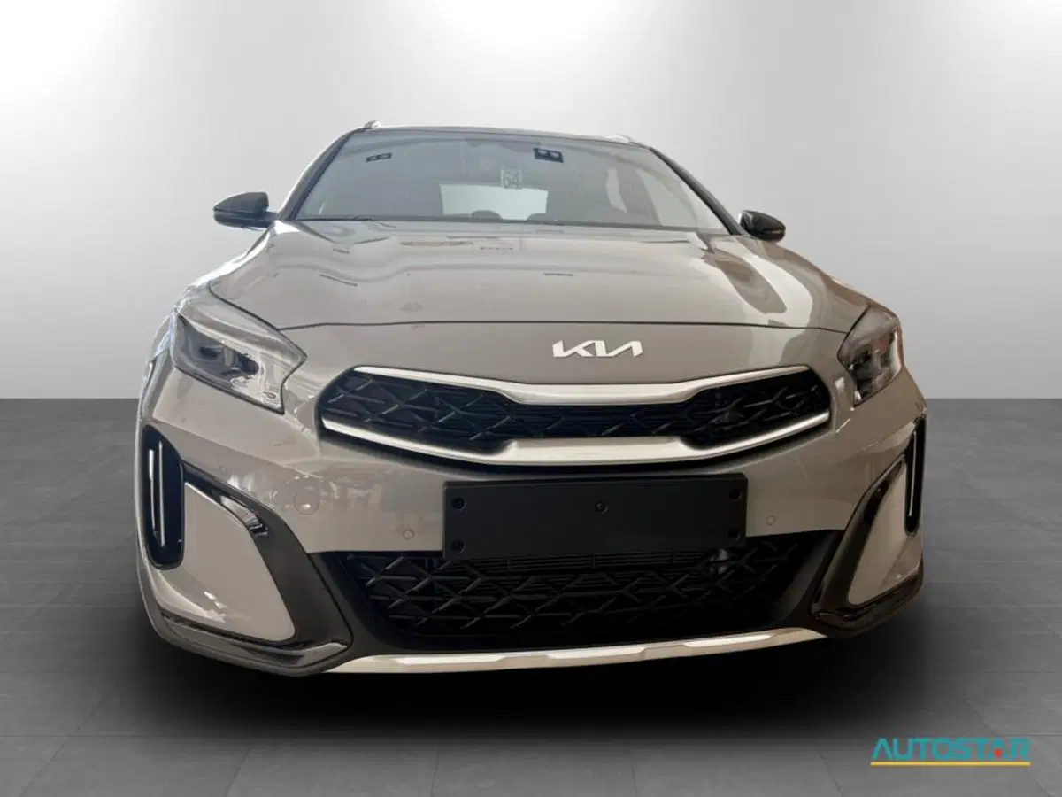 Kia XCeed nuova a Piacenza (2)