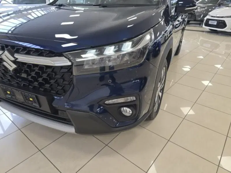 Suzuki S-Cross nuova a Reggio Emilia (18)