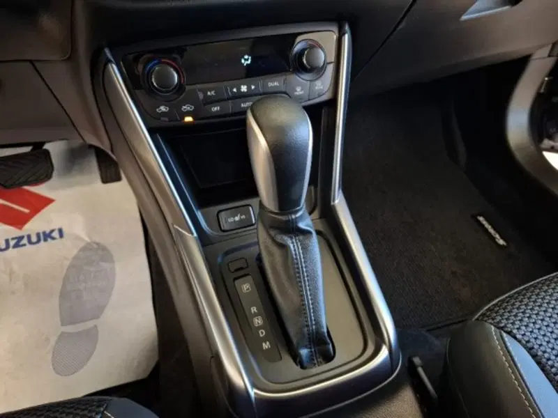 Suzuki S-Cross nuova a Reggio Emilia (13)