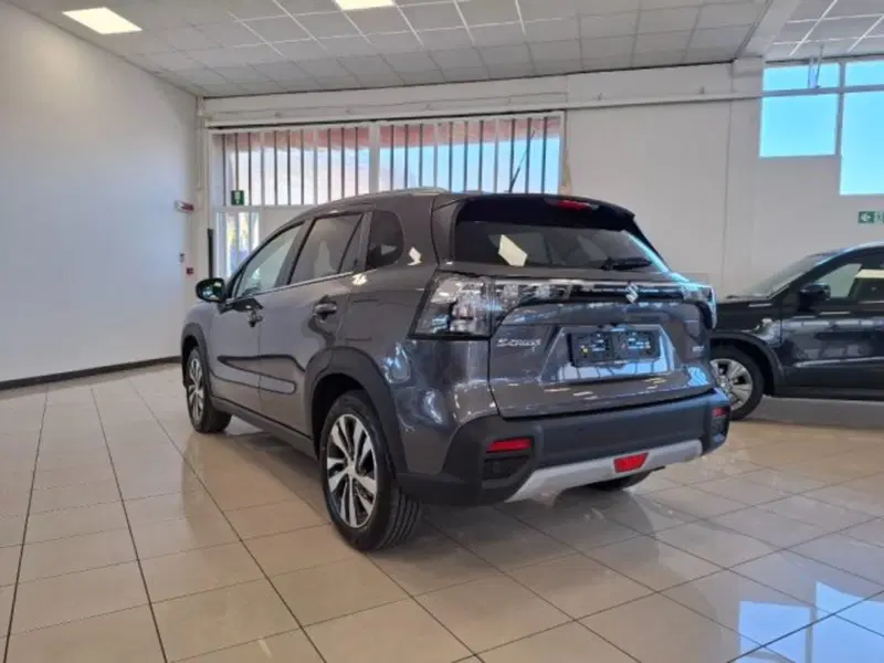 Suzuki S-Cross nuova a Reggio Emilia (3)