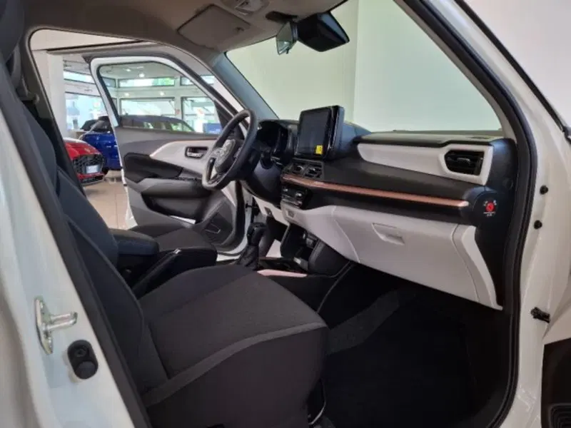 Suzuki Swift nuova a Reggio Emilia (16)