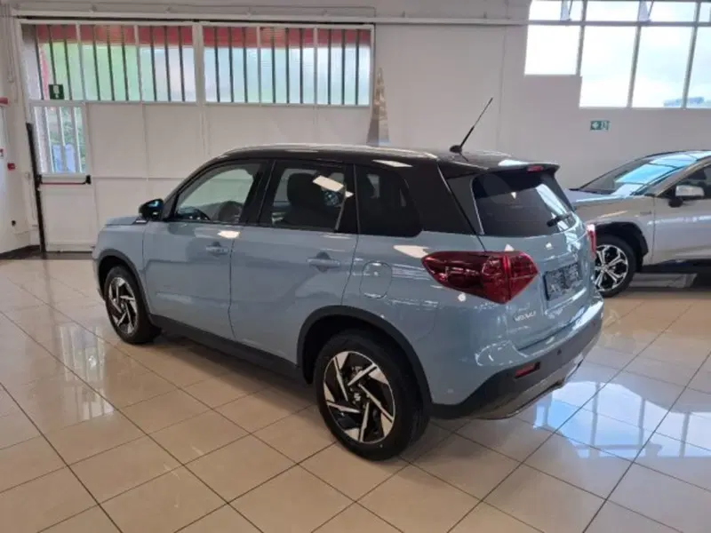 Suzuki Vitara nuova a Reggio Emilia (3)