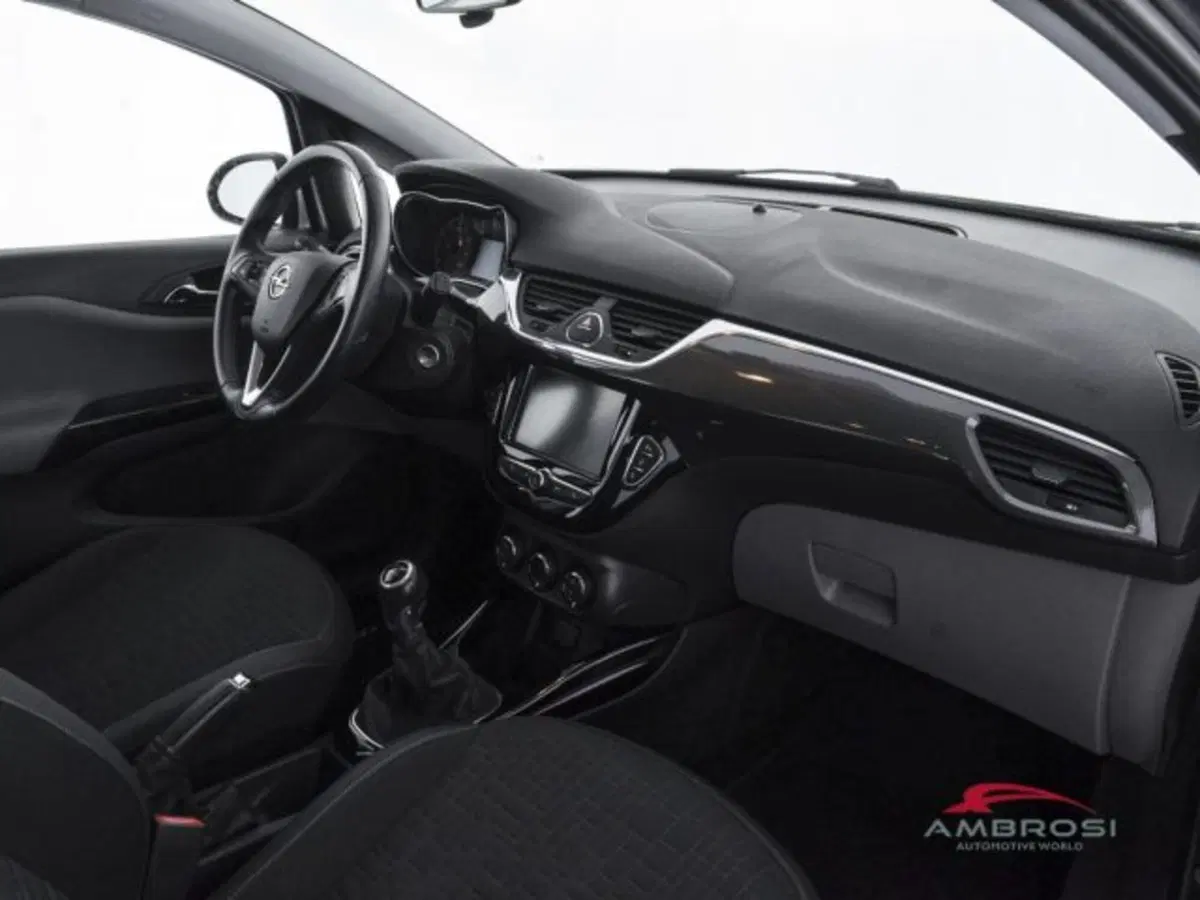 Opel Corsa usata a Perugia (12)