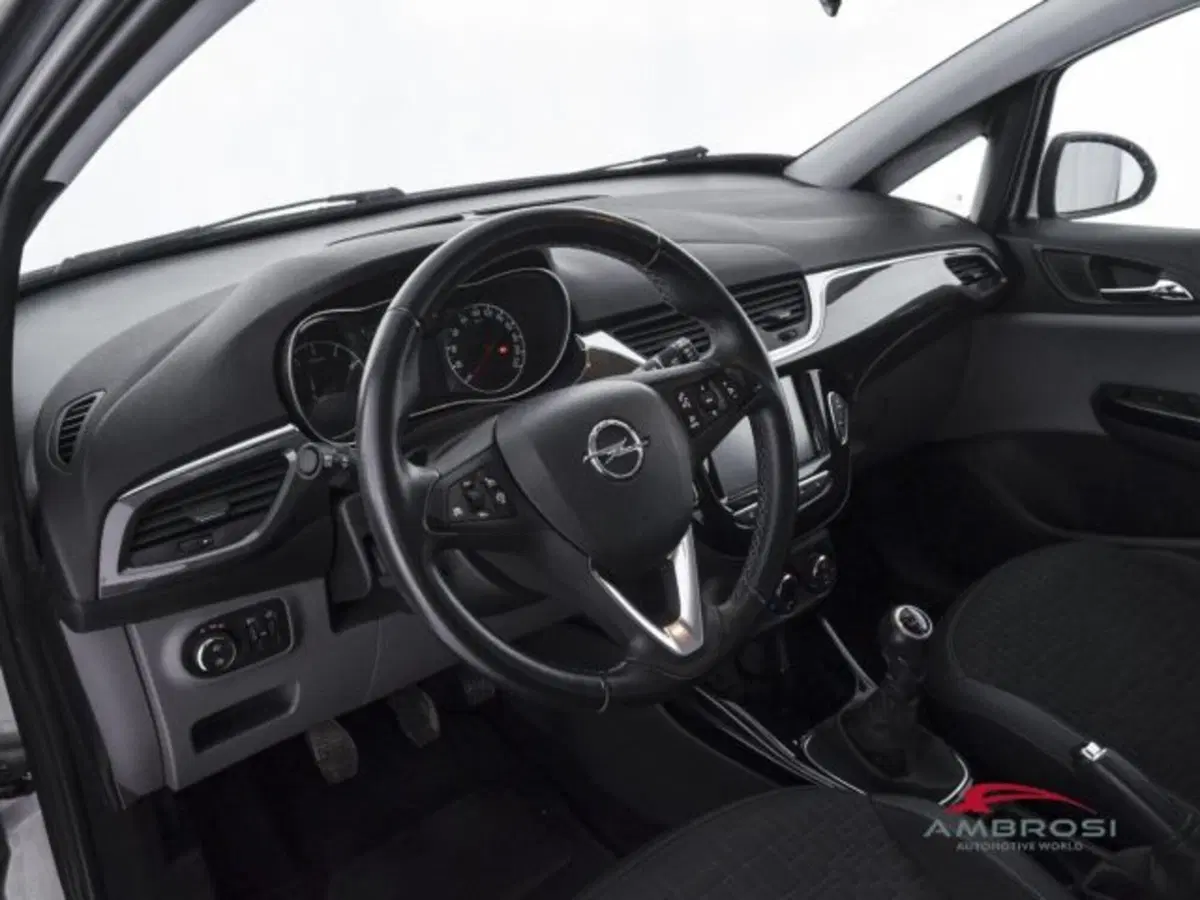 Opel Corsa usata a Perugia (8)