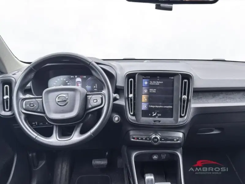Volvo XC40 usata a Perugia (13)