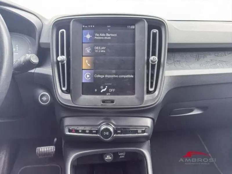 Volvo XC40 usata a Perugia (14)