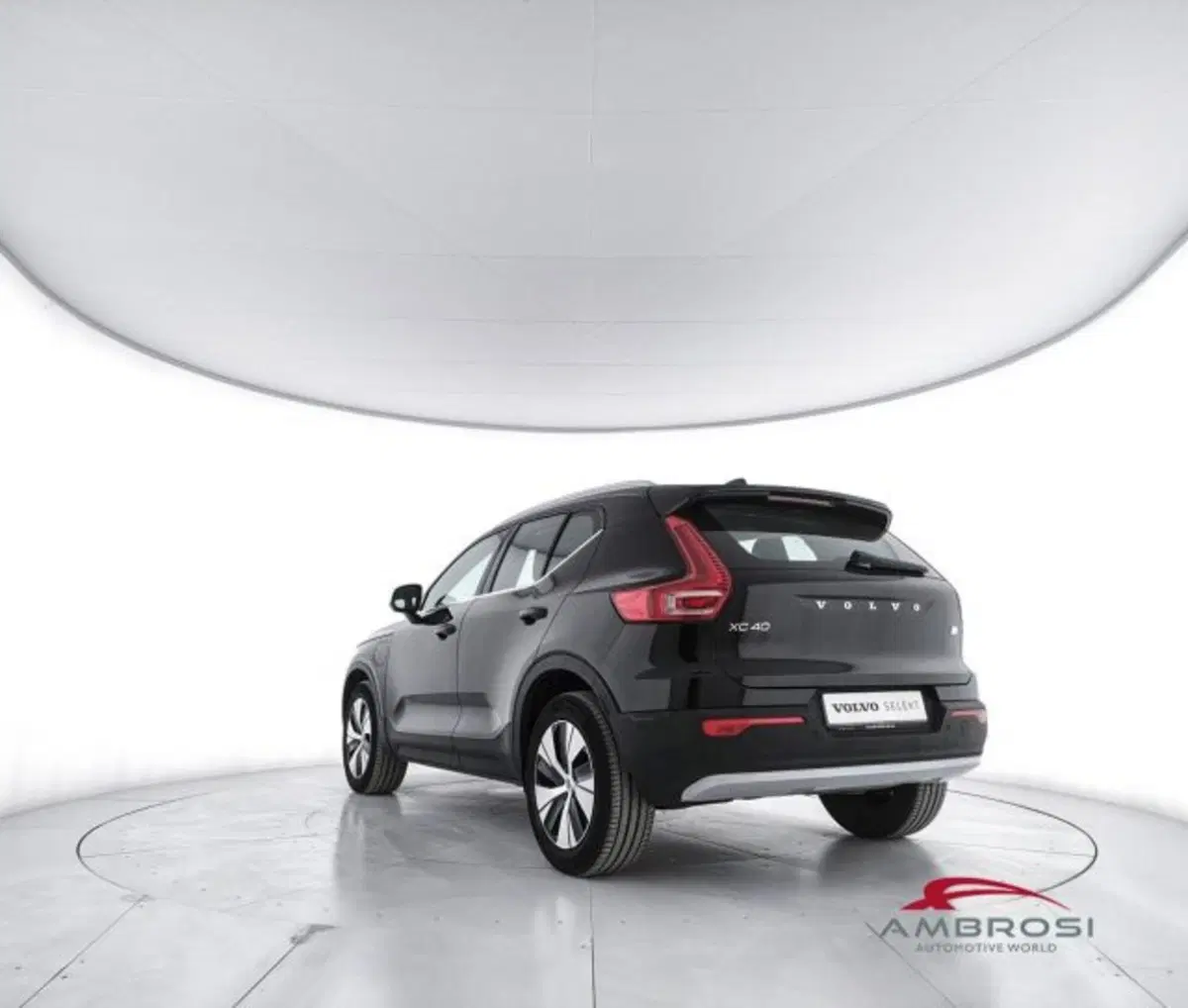 Volvo XC40 usata a Perugia (4)