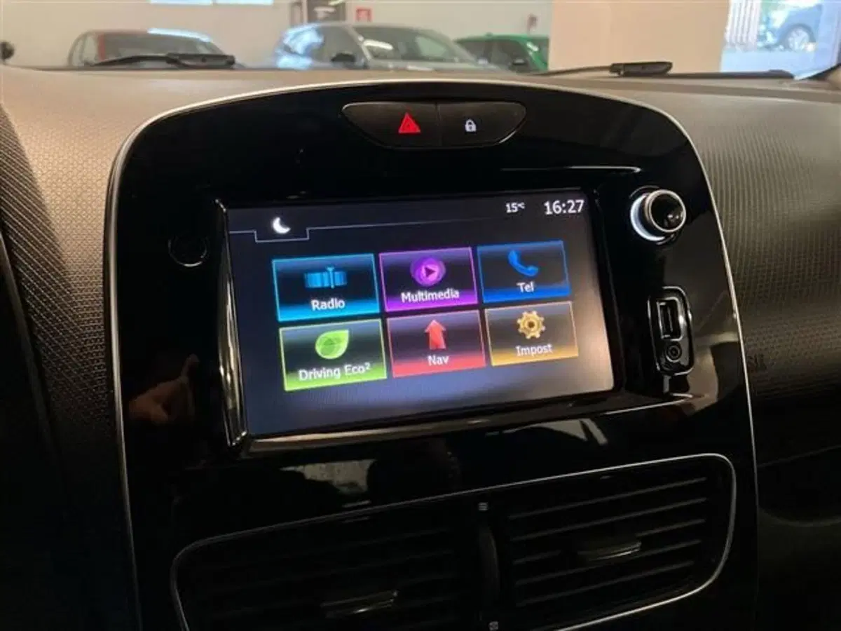 Renault Clio usata a Como (14)