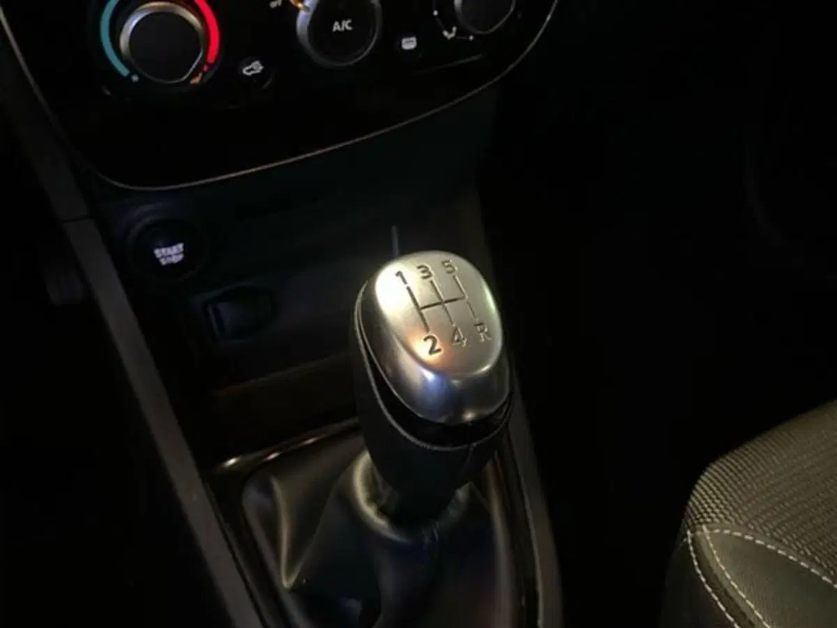 Renault Clio usata a Como (18)