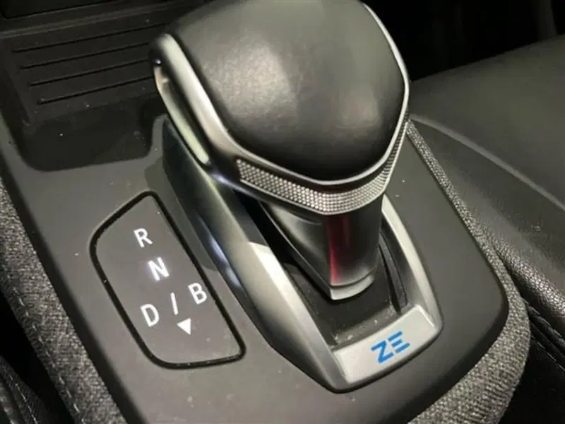 Renault Zoe usata a Como (19)