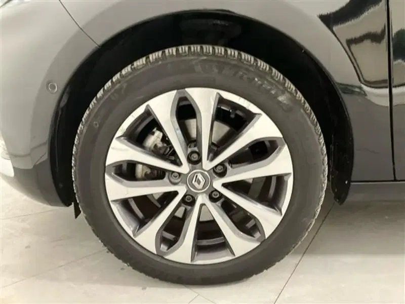 Renault Zoe usata a Como (8)