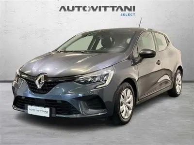 Renault Clio TCe 90 CV 5 porte Life del 2022 usata a Como