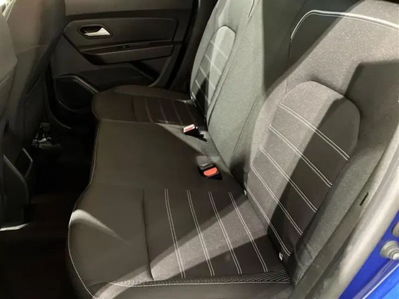 Dacia Duster Van usata a Como (12)