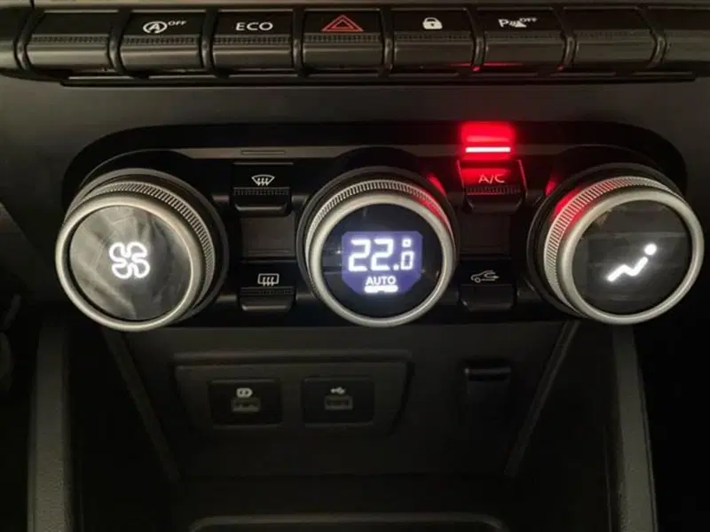 Dacia Duster Van usata a Como (19)