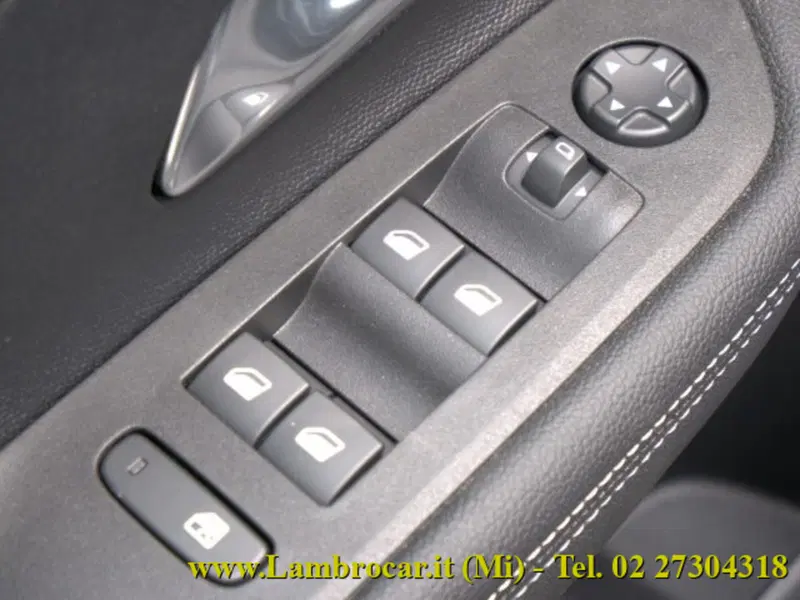 Opel Mokka nuova a Milano (11)