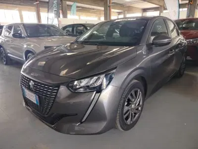 Peugeot 208 1.2 puretech Active s&amp;s 75cv del 2021 usata a Cesena