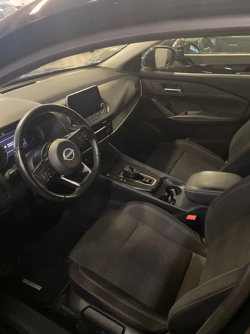 Nissan Qashqai usata a Cagliari (8)