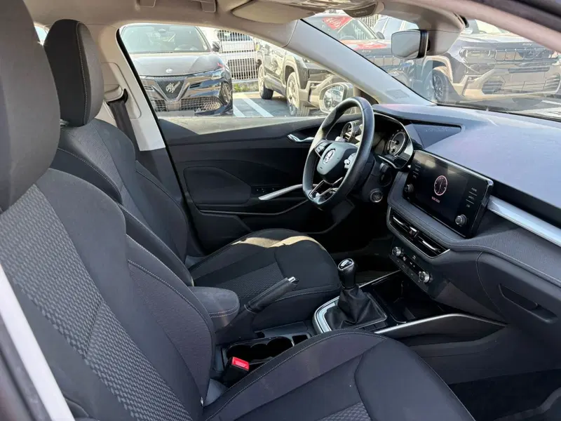 Skoda Fabia usata a Macerata (11)