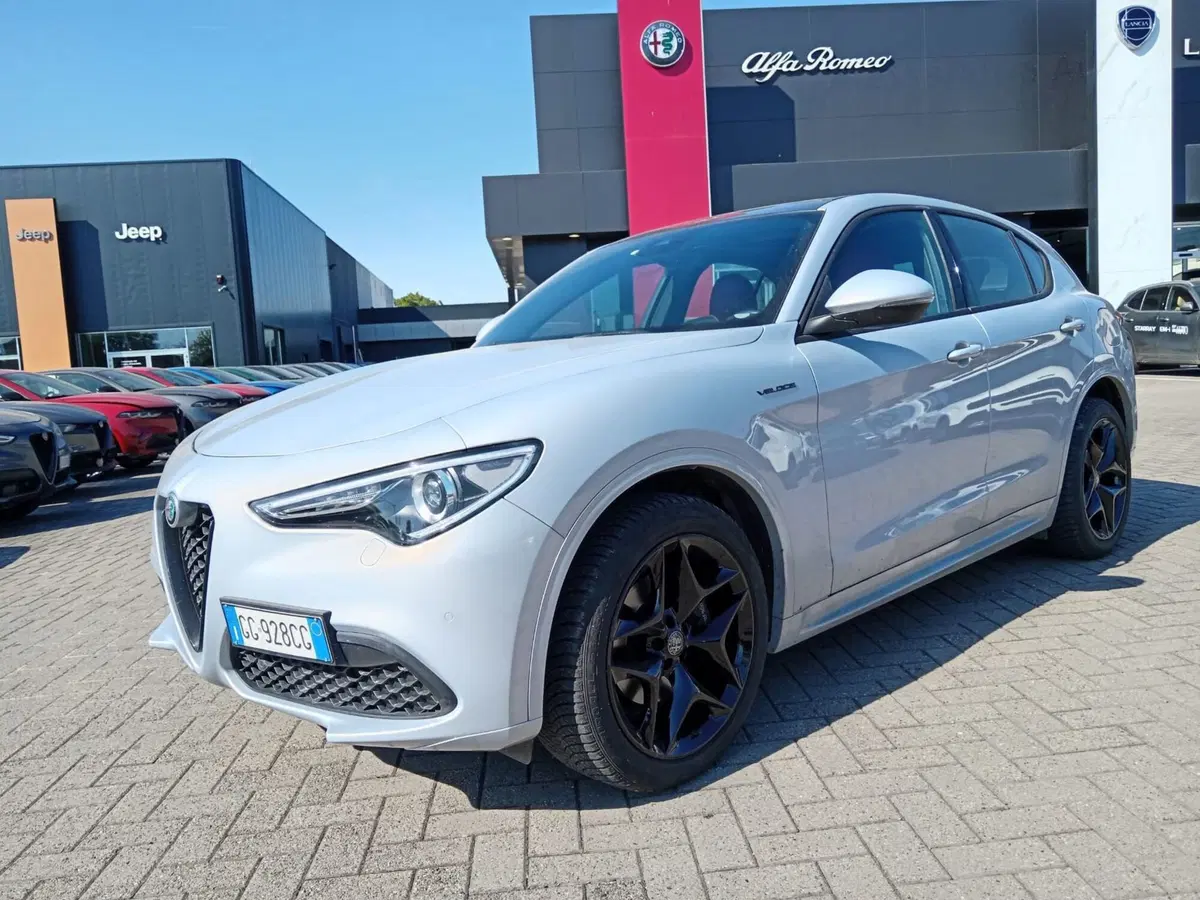 Alfa Romeo Stelvio usata a Alessandria
