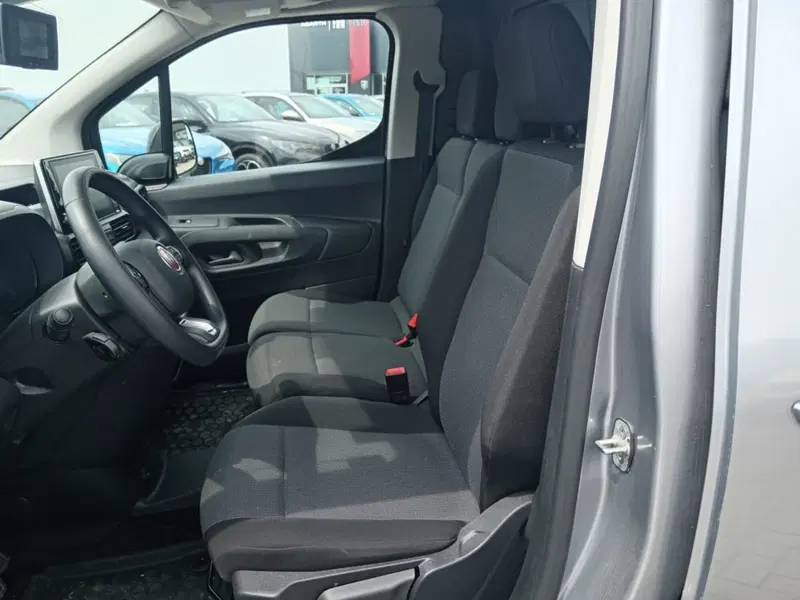Fiat e-Doblò Furgone usata a Alessandria (13)