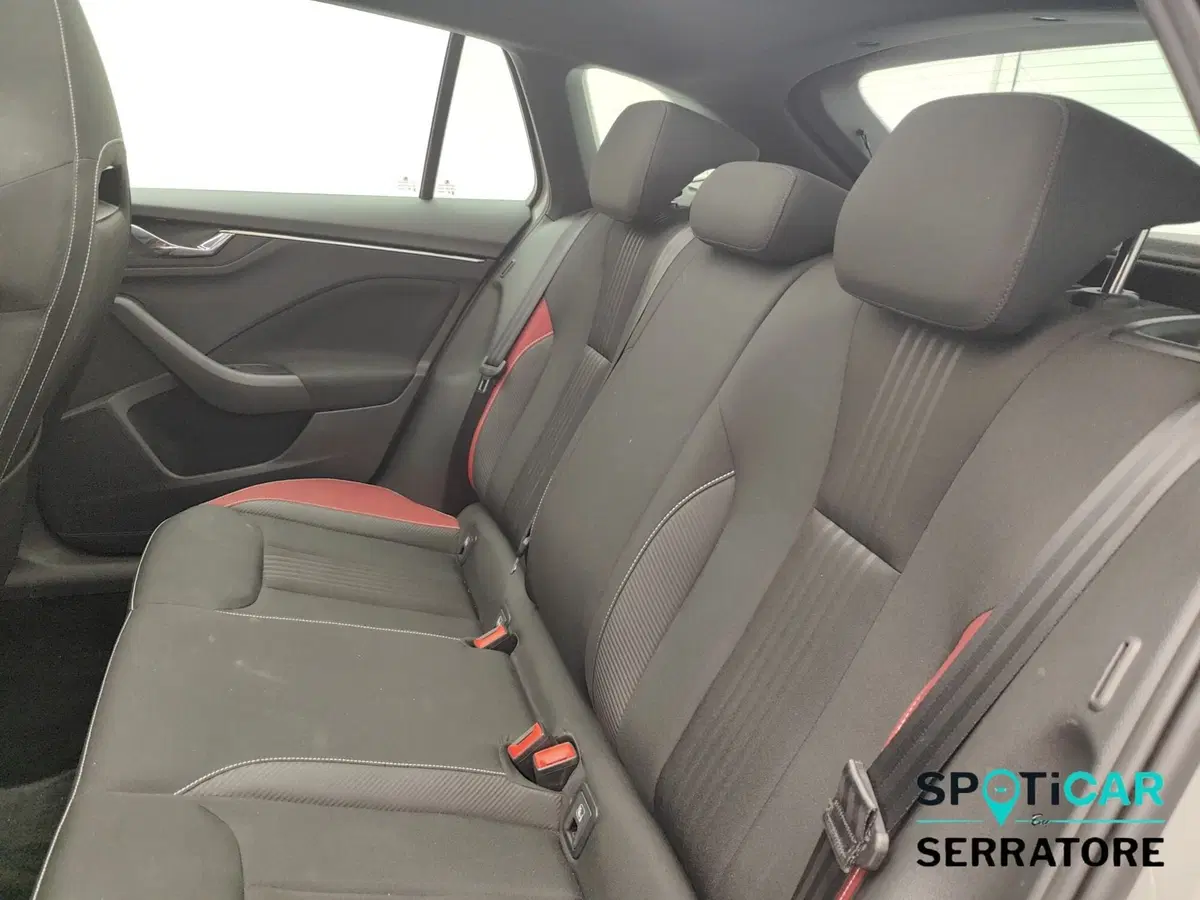 Skoda Scala usata a Como (13)
