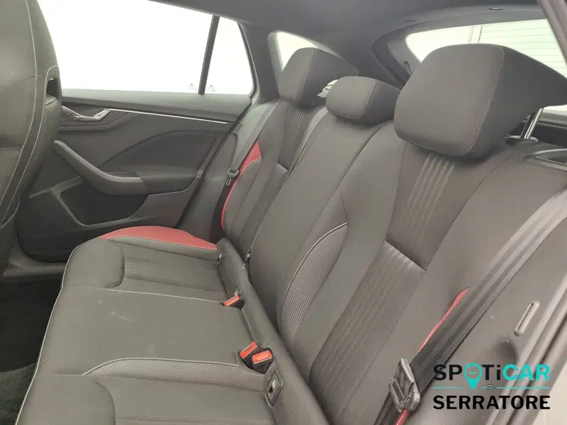 Skoda Scala usata a Como (13)