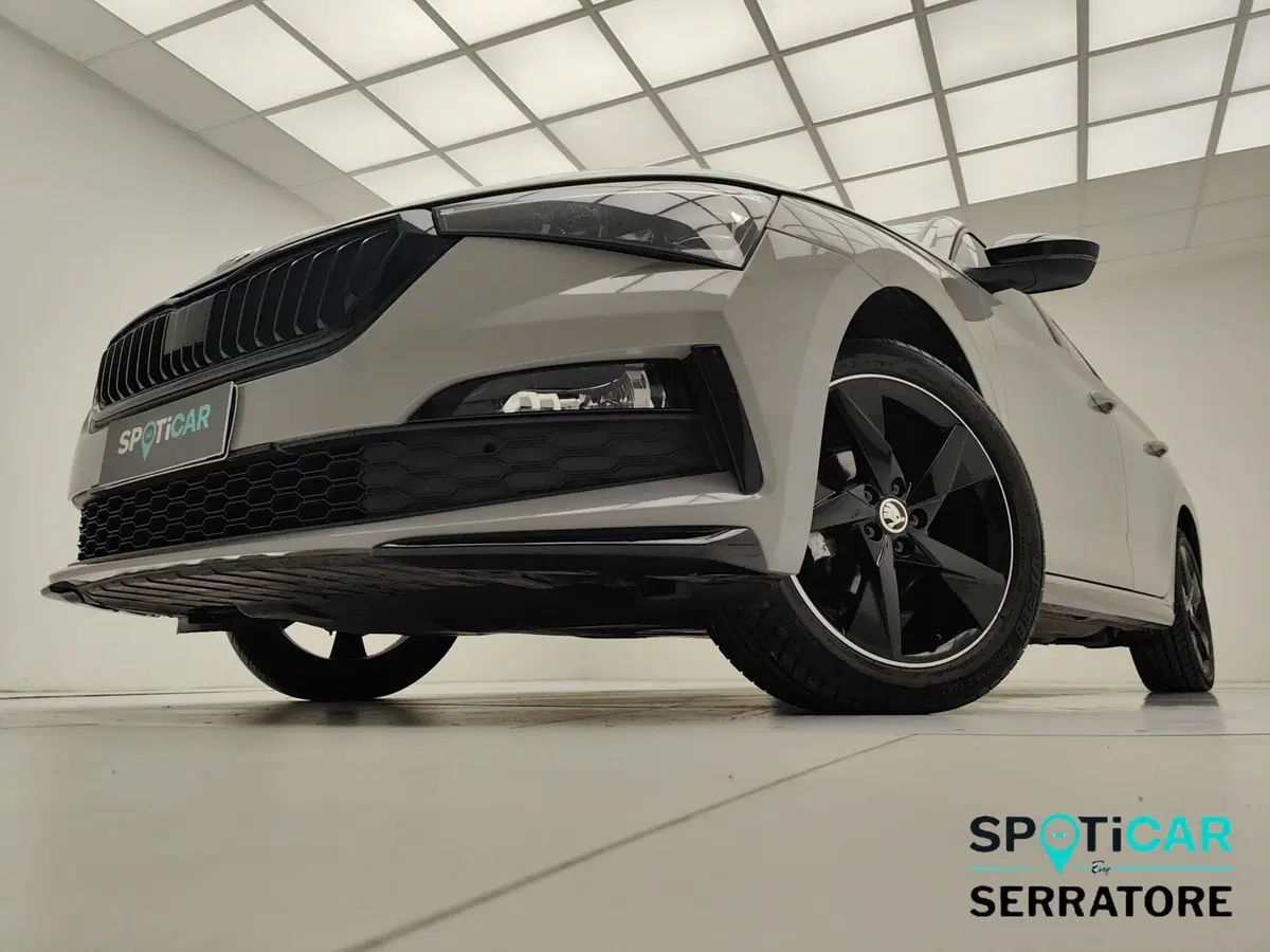 Skoda Scala usata a Como (3)