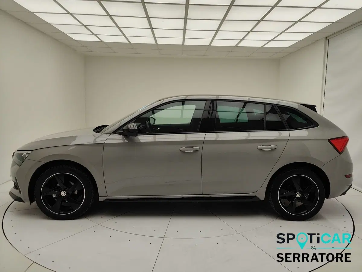 Skoda Scala usata a Como (4)