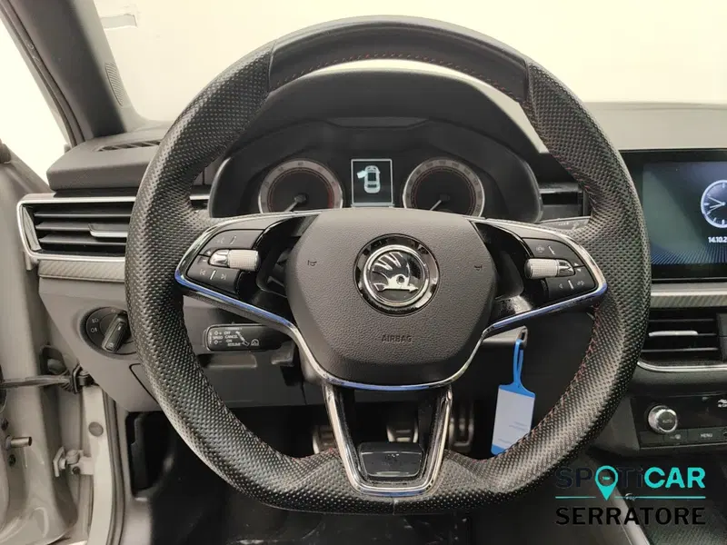 Skoda Scala usata a Como (8)