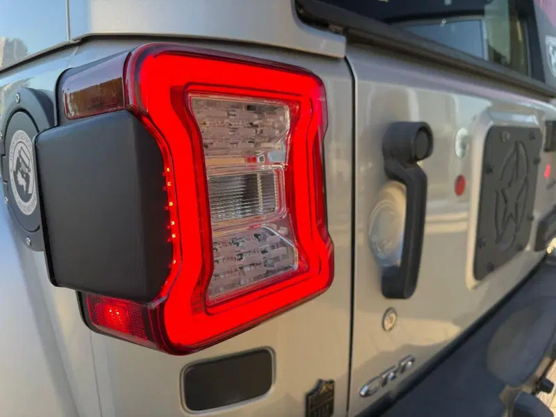 Jeep Wrangler Unlimited usata a Alessandria (8)