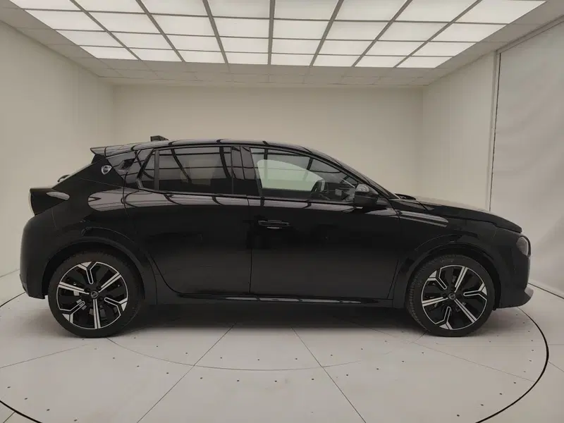 Lancia Ypsilon usata a Como (19)