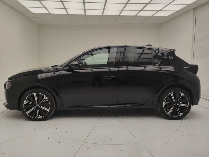 Lancia Ypsilon usata a Como (20)