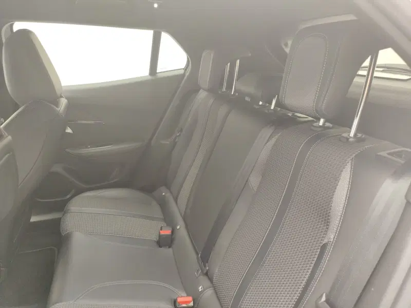 Peugeot 2008 usata a Como (13)