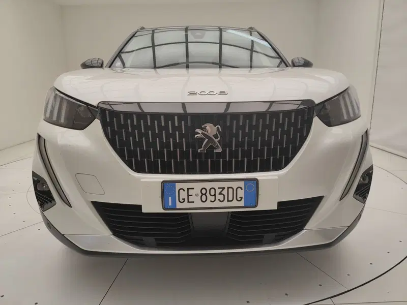 Peugeot 2008 usata a Como (2)