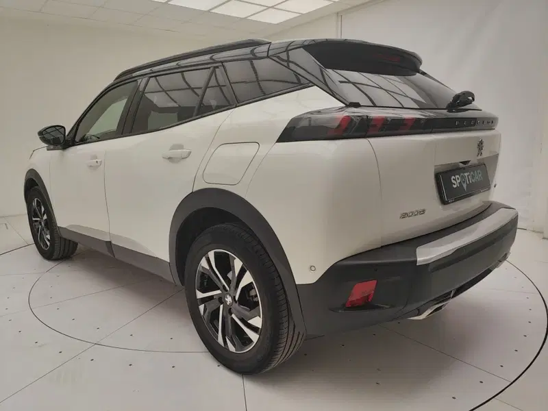 Peugeot 2008 usata a Como (4)
