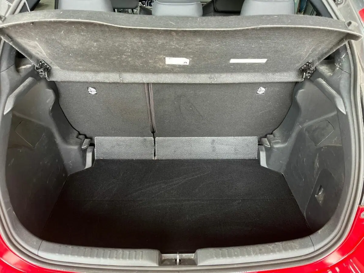 Toyota Yaris usata a Sondrio (6)