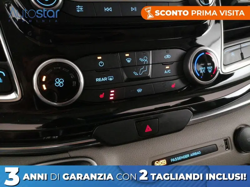 Ford Tourneo Custom usata a Roma (15)