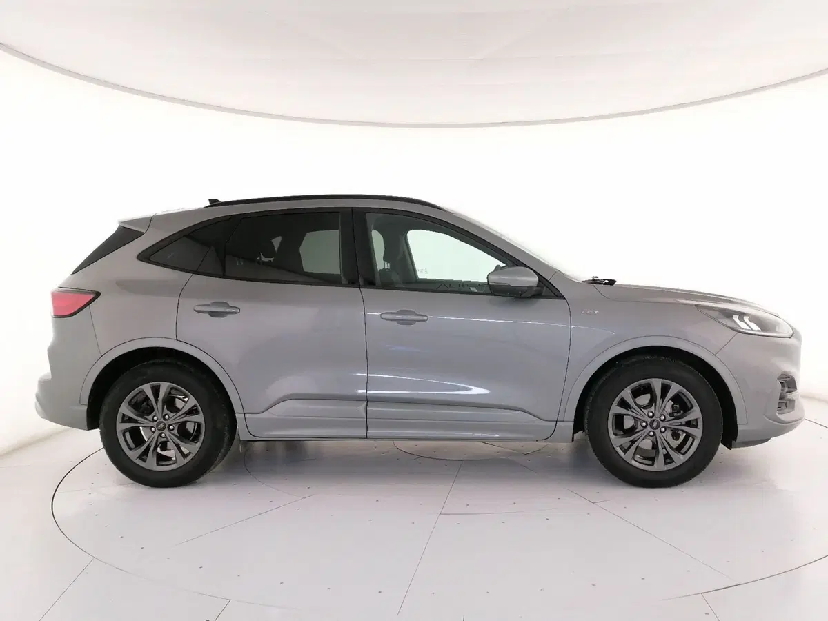 Ford Kuga usata a Roma (3)