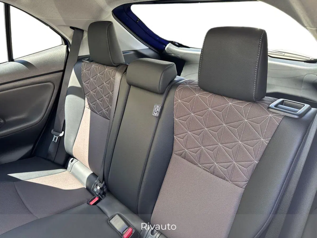 Toyota Yaris Cross usata a Como (10)