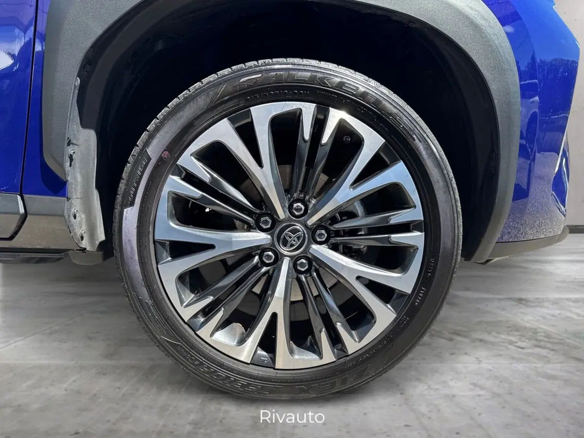 Toyota Yaris Cross usata a Como (14)