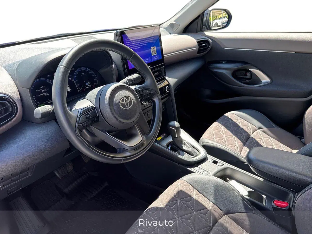 Toyota Yaris Cross usata a Como (6)