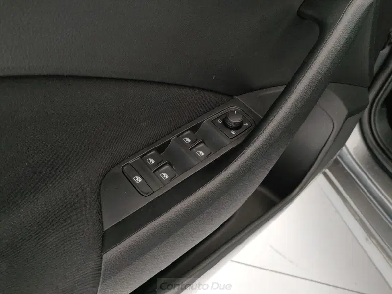 Skoda Kamiq nuova a Caserta (14)