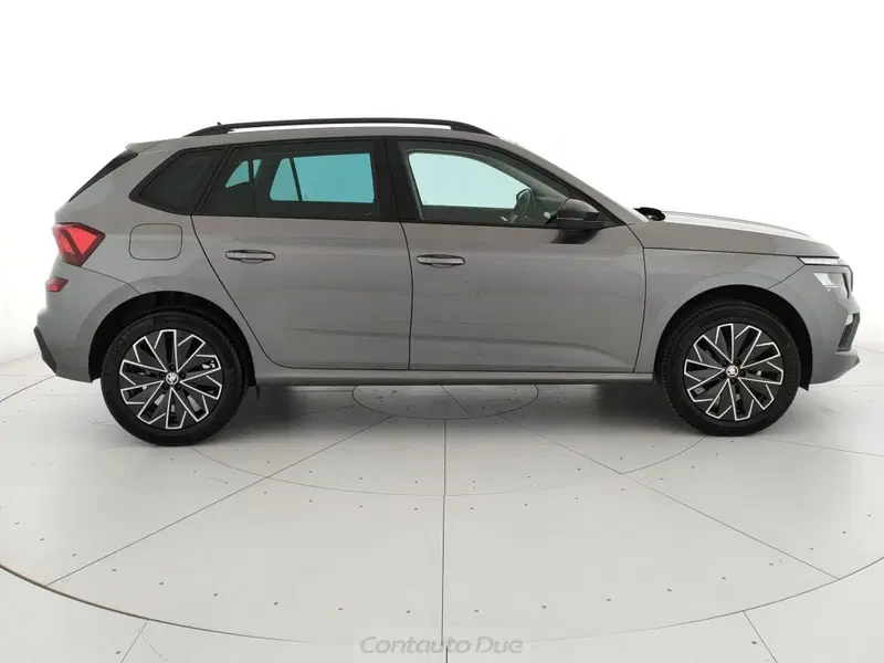 Skoda Kamiq nuova a Caserta (3)