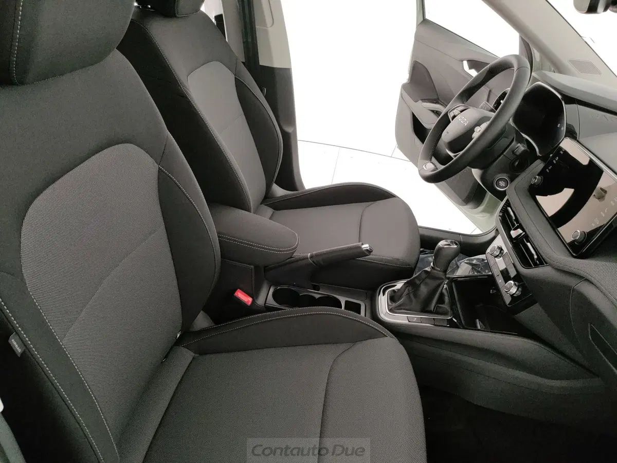 Skoda Fabia nuova a Caserta (15)