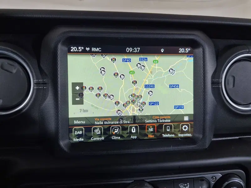 Jeep Wrangler Unlimited usata a Torino (12)