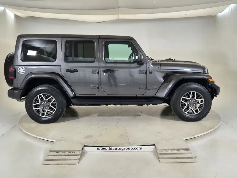 Jeep Wrangler Unlimited usata a Torino (5)