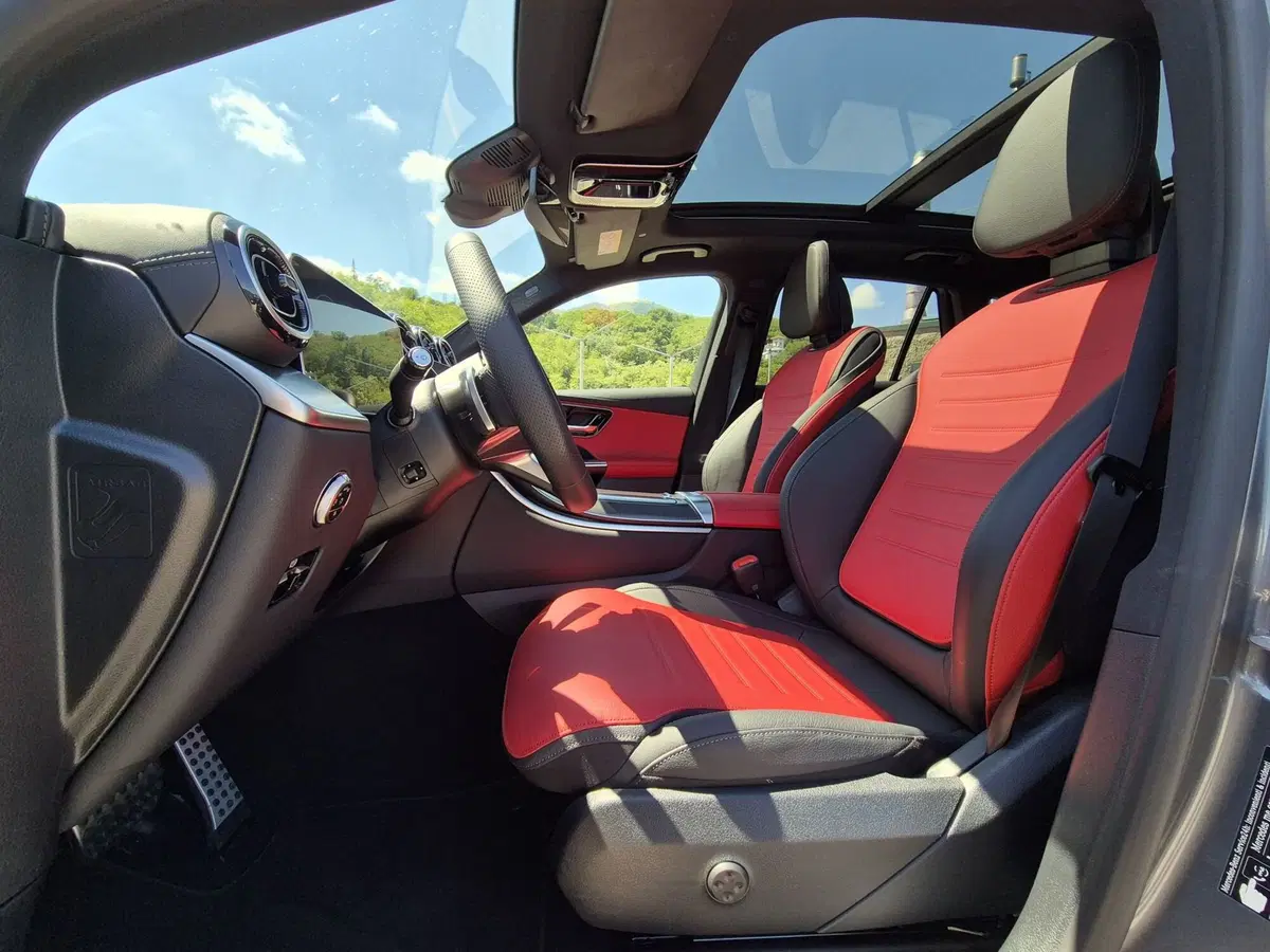 Mercedes-Benz GLC SUV usata  (19)