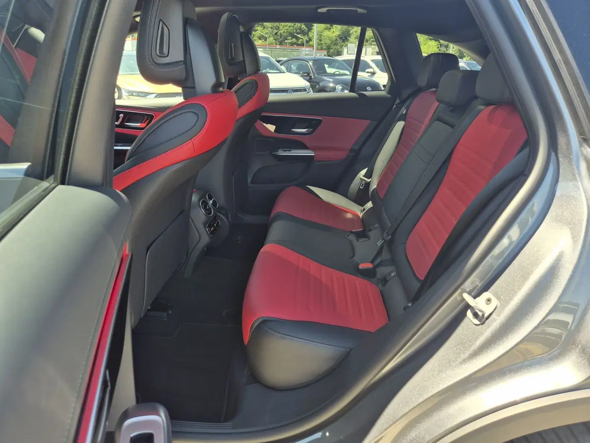 Mercedes-Benz GLC SUV usata  (7)