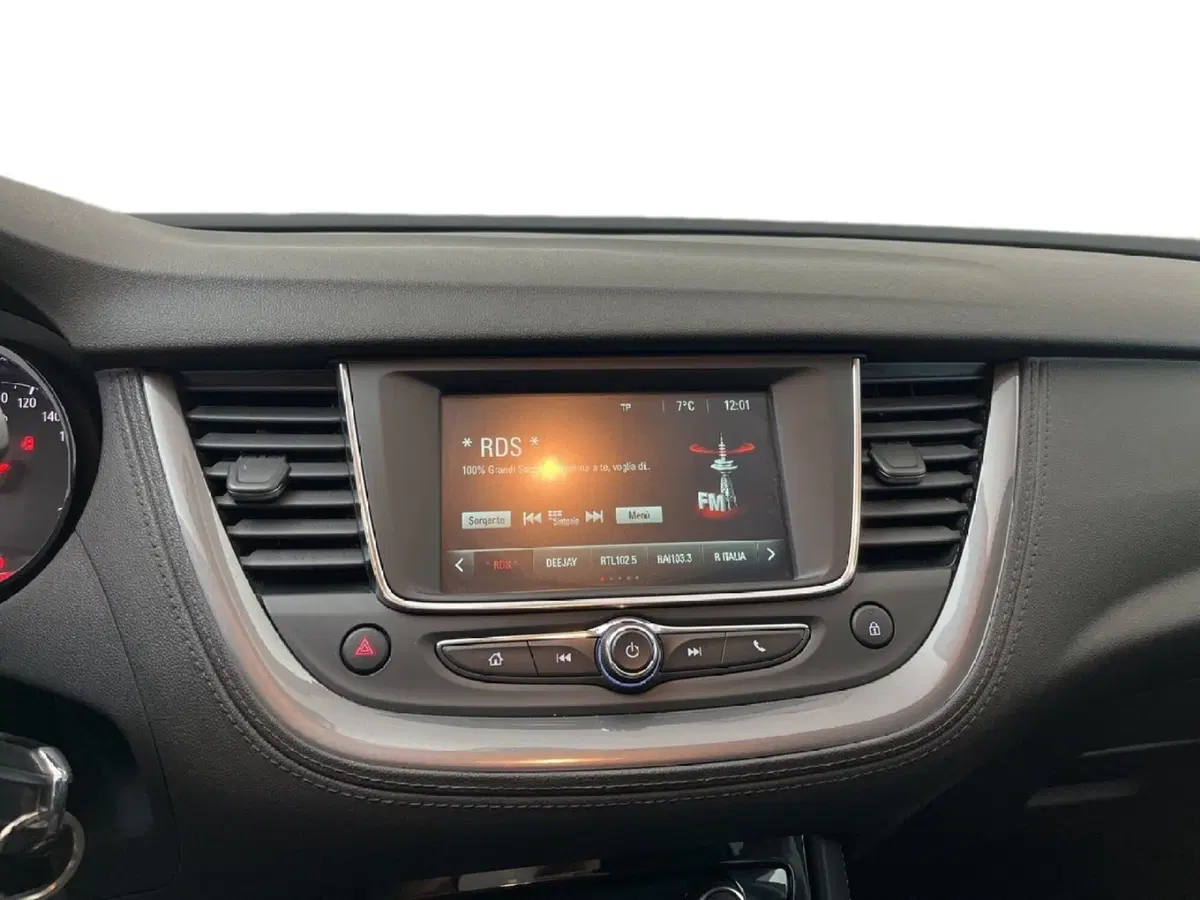 Opel Grandland X usata a Torino (14)